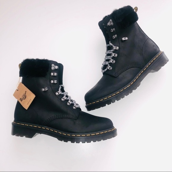 NWT Dr. Martens 1460 Serena Collar Faux Fur Lined Combat Boots size 10 - Picture 3 of 13
